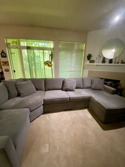 Sectional couch / sofa