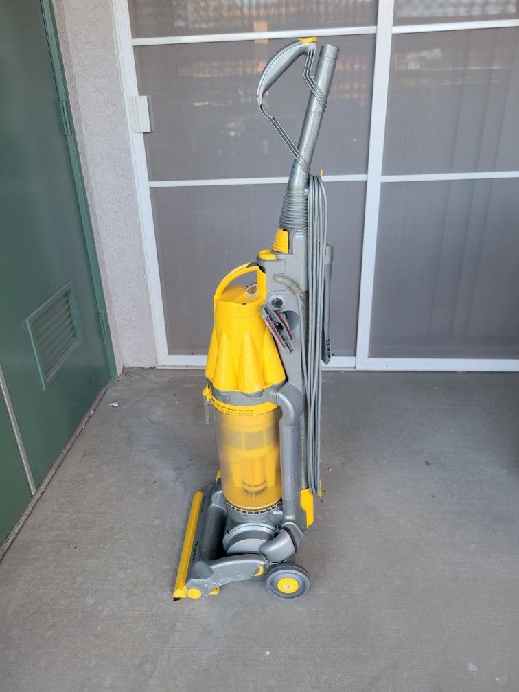 DYSON DCO7 for Sale in Henderson, NV - OfferUp