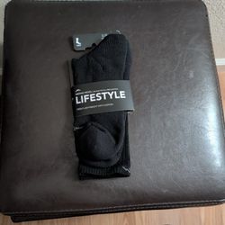 BRAND NEW Darn Tough Socks