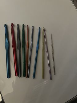 Crochet needle hooks