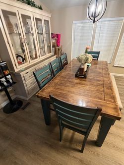 Moving Sale Dining Table