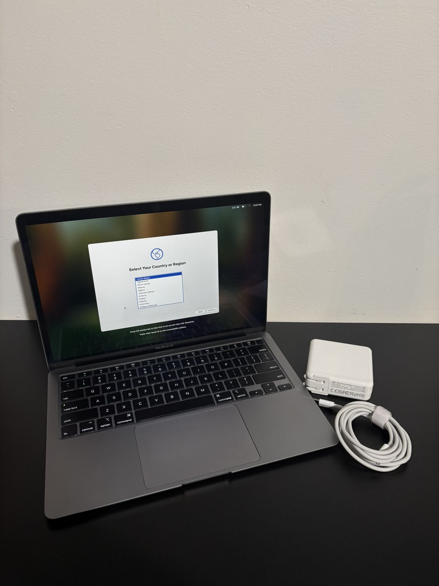 MacBook 2020