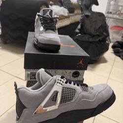 air jordan 4 Retro size 9 1:1