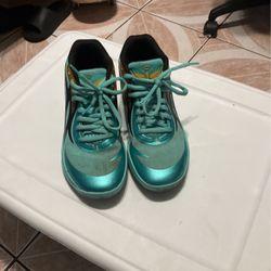 Basketball Shoes (LaMelo’s Worn) Size 6.5
