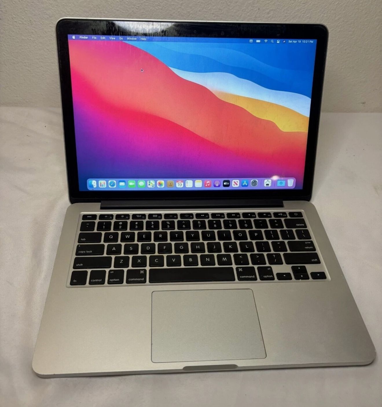 MacBook Pro 13” Retina 2.4ghz Ssd