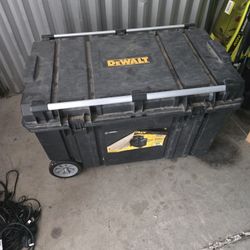 Dewalt Box