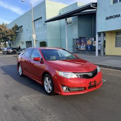 Toyota Camry SE 2012 