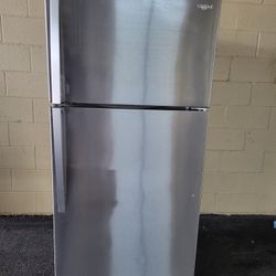 3 Year Old Stainless Wirlpool Fridge Free Delivery 