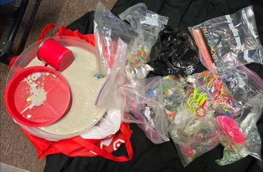 Free sand sifting/ treasure hunt kit