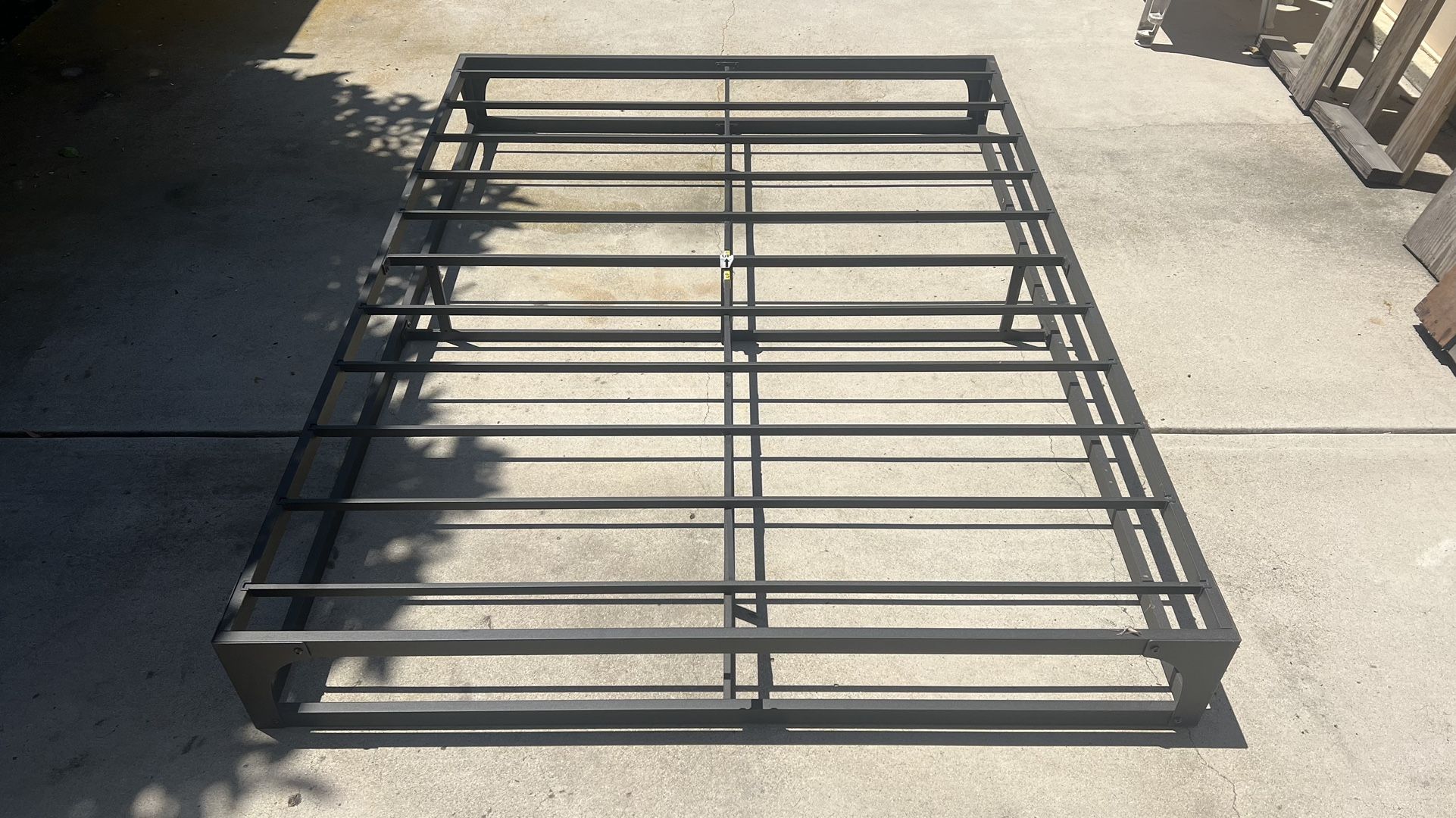9 Inch Bed Metal Bed Frame  