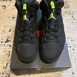 Jordan 6 Electric Green ( Size 10.5)