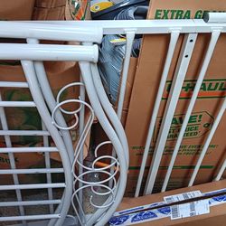 Twin Bed Frame & Matress