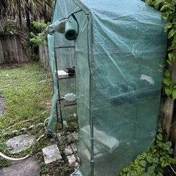 Small Green House With Shelves, Starter Pots And Zips