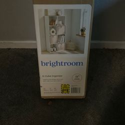 Bright Room Shelf