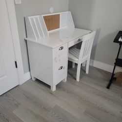DIY Toddler Desk w/chair