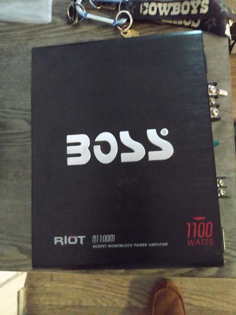 Boss Amp