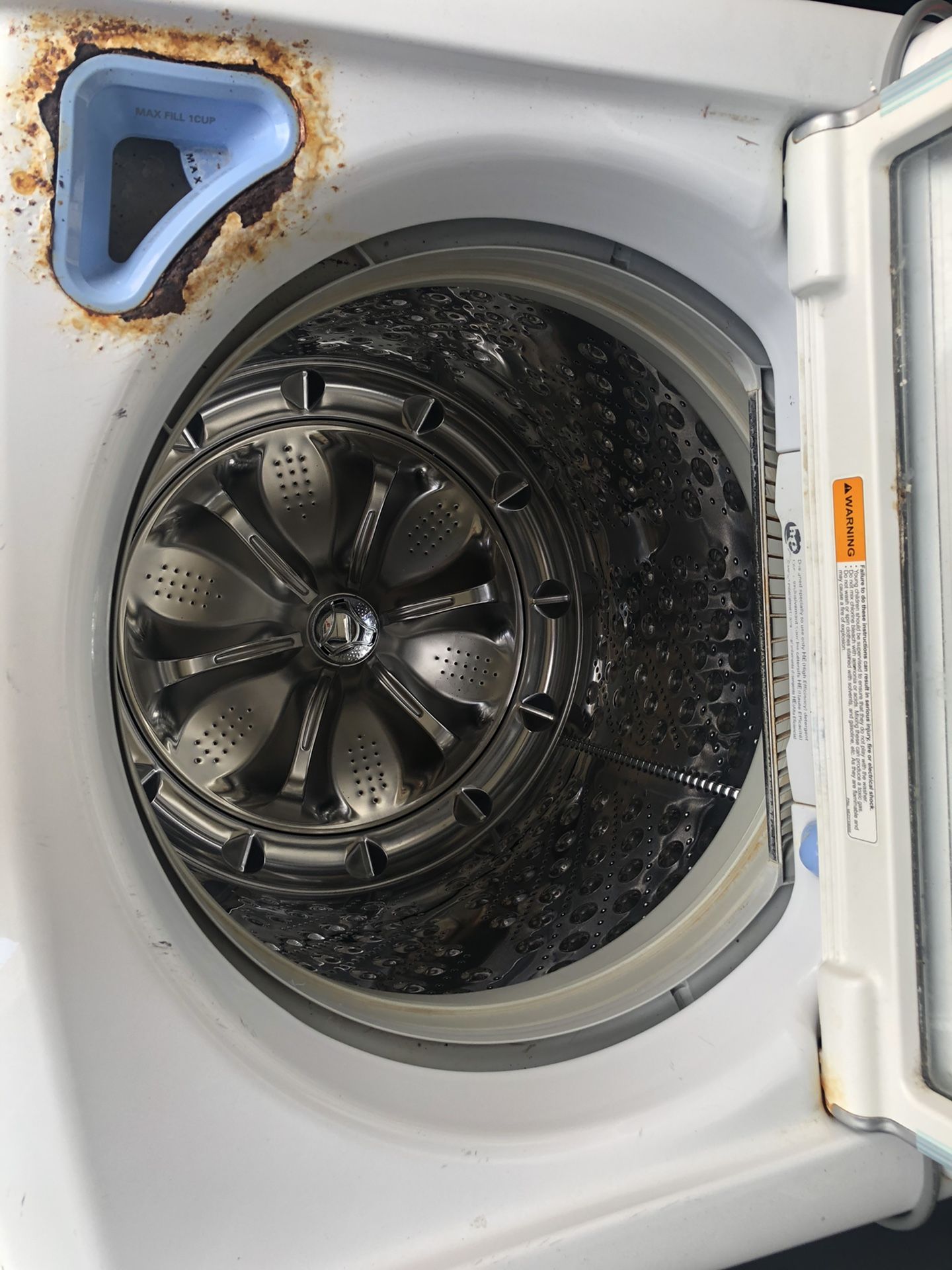 Used LG WT5070CW washing machine. Pick up only. for Sale in Sugar Land