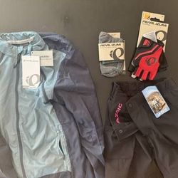 Pearl Izumi Women’s bike clothes -(all with tags)