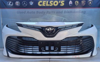 2018-2020 TOYOTA CAMRY LE, XLE FRONT BUMPER/UPPER AND LOWER GRILLE/EMBLEM/SENSOR 