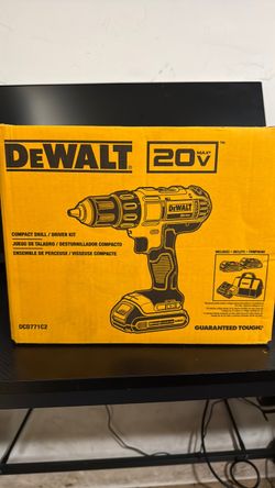 Dewalt 20v compact drill/ Driver kit