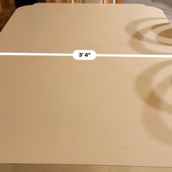 Dining Room table with 6 Chairs