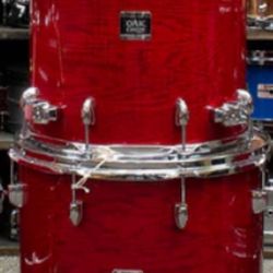 Yamaha Oak Custom Drums 6 pc.