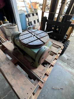 Used rotary table milling
