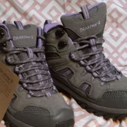 Bearpaws Hiking Boots