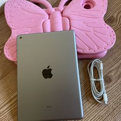 Apple iPad 5th Generation 32GB  with kids protective case & Charger (128gb $170) 