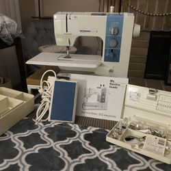 Bernina Matic 910 Sewing Machine