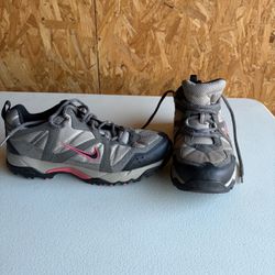 Nike Trail Running Shoes – Size 9.5