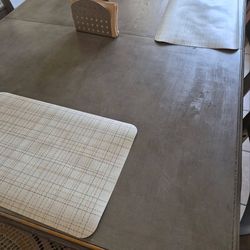 Dining room table