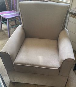 Swivel Accent Chair