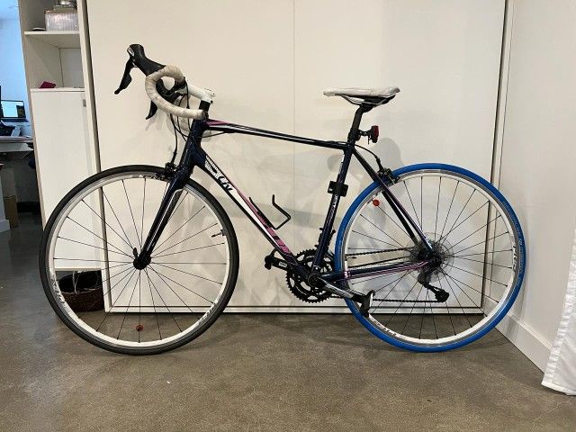 Liv Avail By Giant - Women's Roadbike