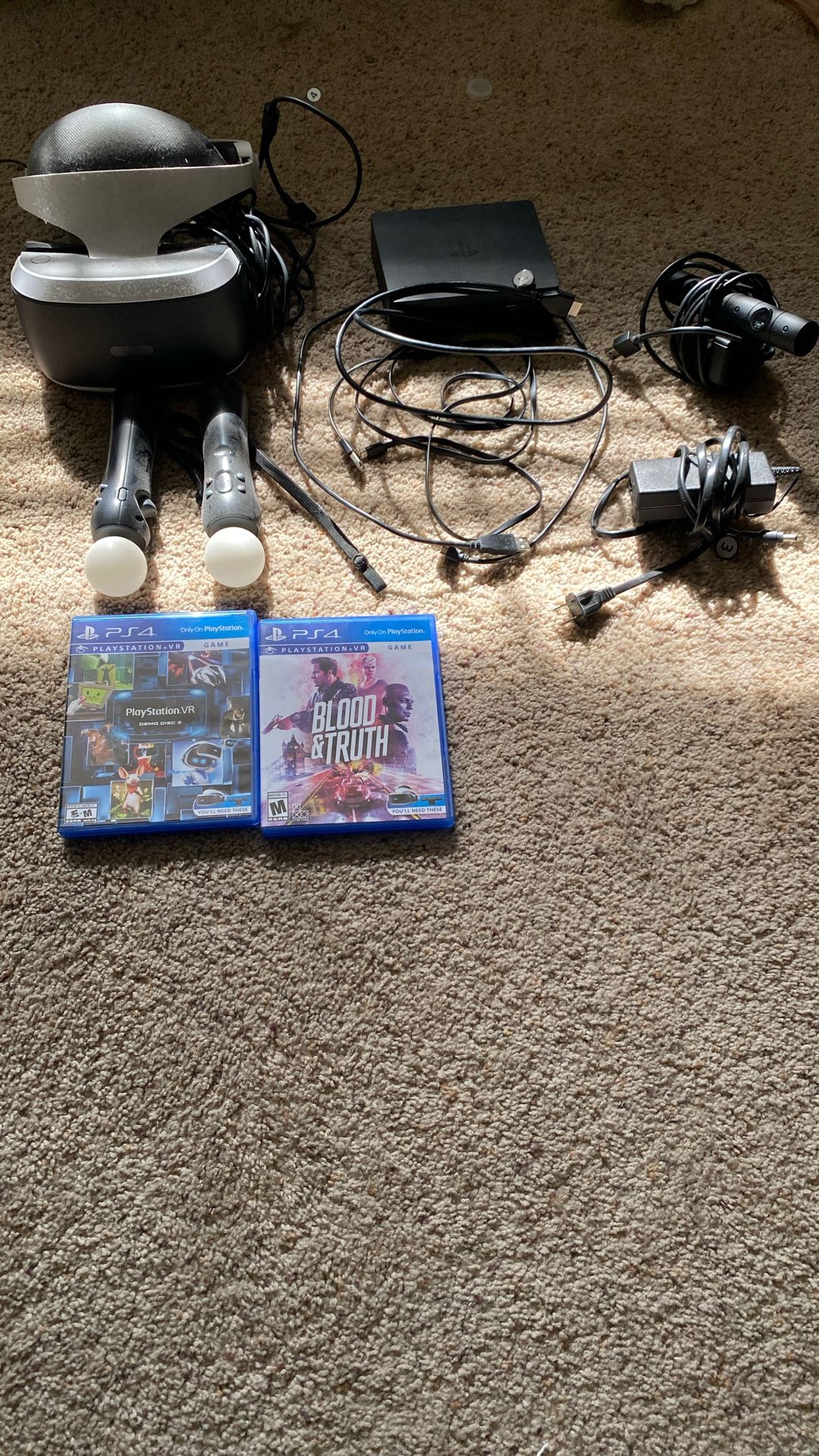 PS4 VR Headset And Games