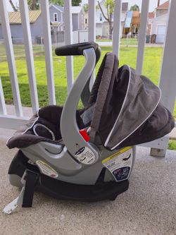 Matching Car Seat and Stroller