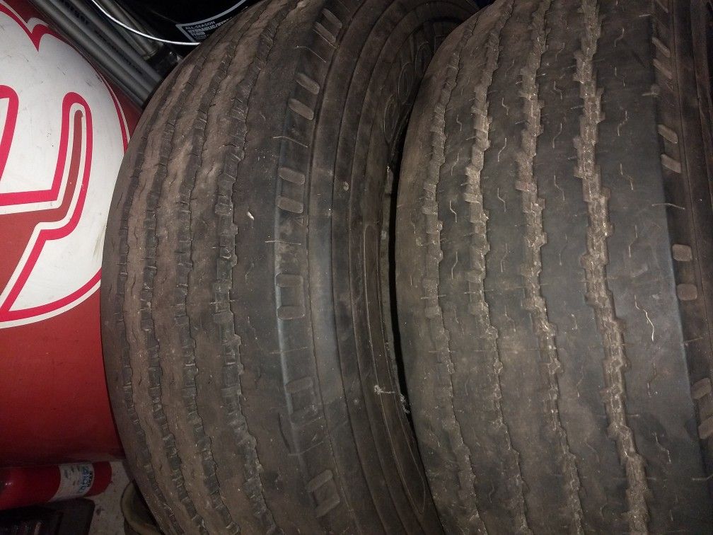 Truck tires. 245/70/19.5 G159