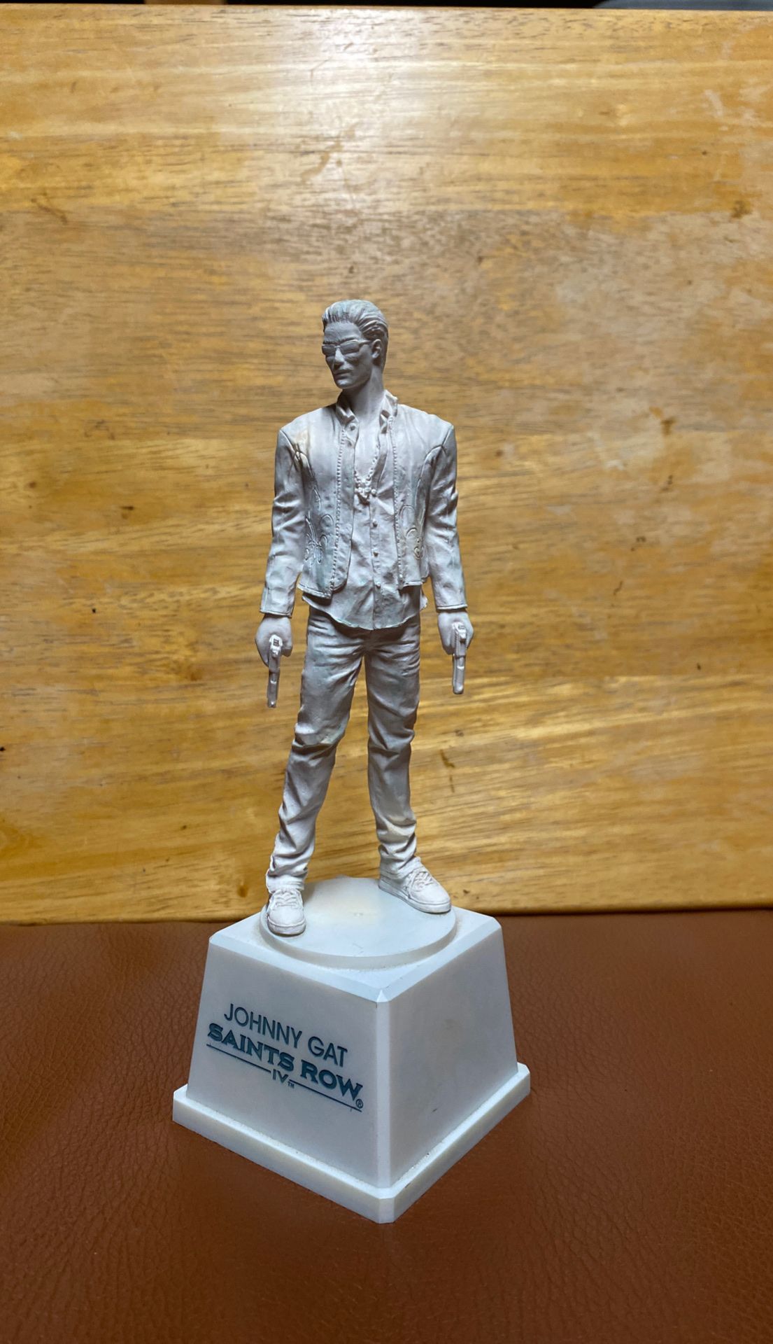 Johnny Gat Statue and Wub Wub