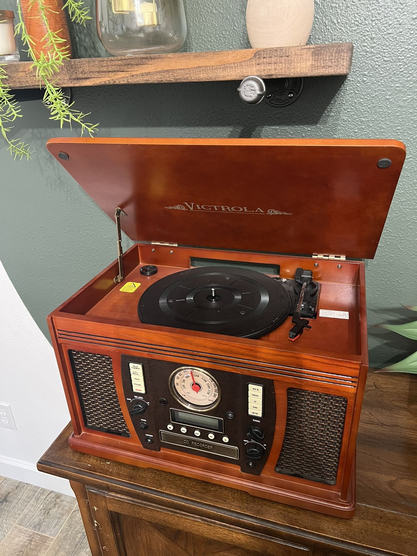 Vintage Style Record Player