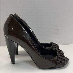 AUTHENTIC BURBERRY SHOES SIZE 5