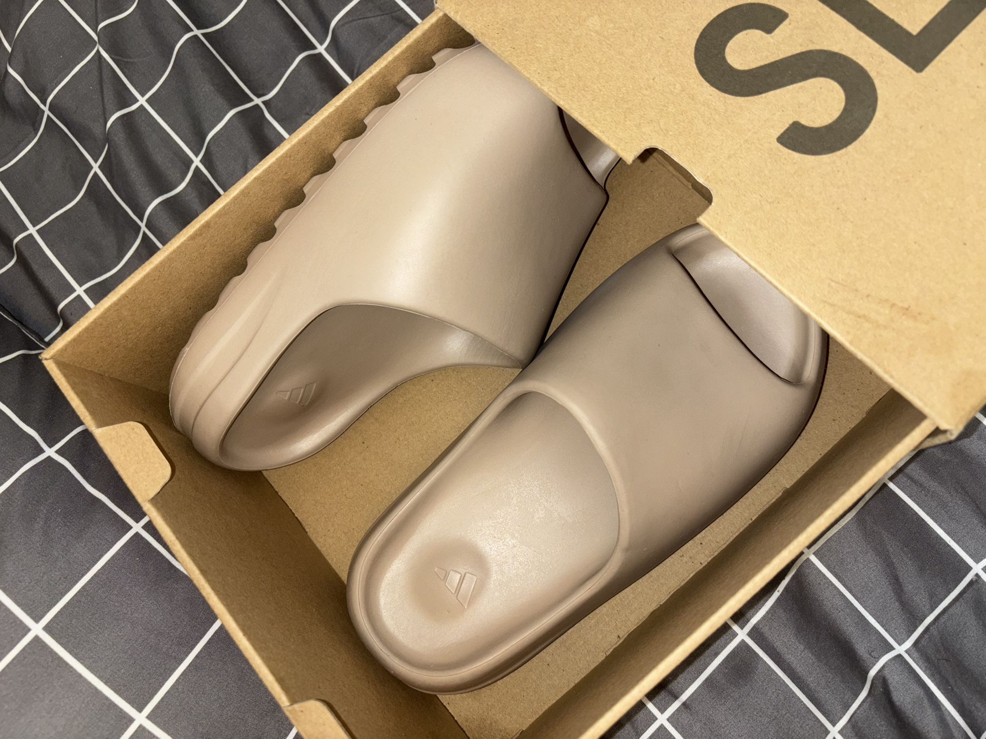 Yeezy Slides