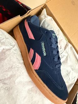Women Reeboks size 8 $30 new