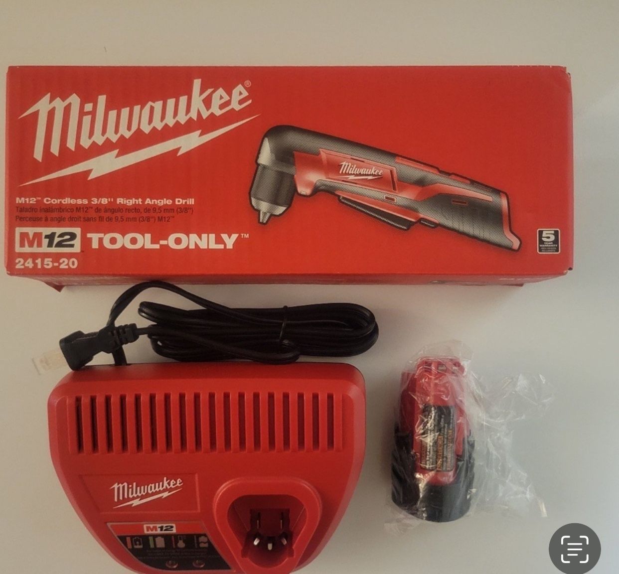 Milwaukee New Kit 3/8” Right Angle Dril 12M , Battery And Charger Nuevo 