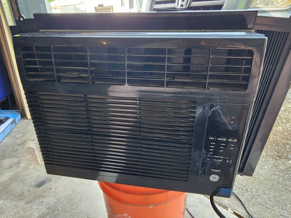GE 5,000 BTU Window AC