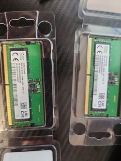 2x SK Hynix 8GB DDR5 SODIMM Laptop RAM 5600B