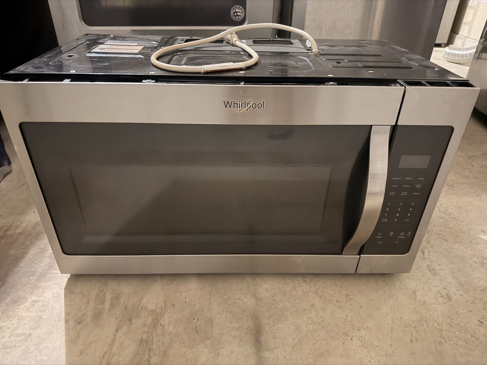 Whirlpool Stainless Steel Over-the-Range Microwave – Excellent Condition 