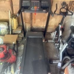 Folding Treadmill - 11 MPH, 350 Lb Cap, Like New 🏃