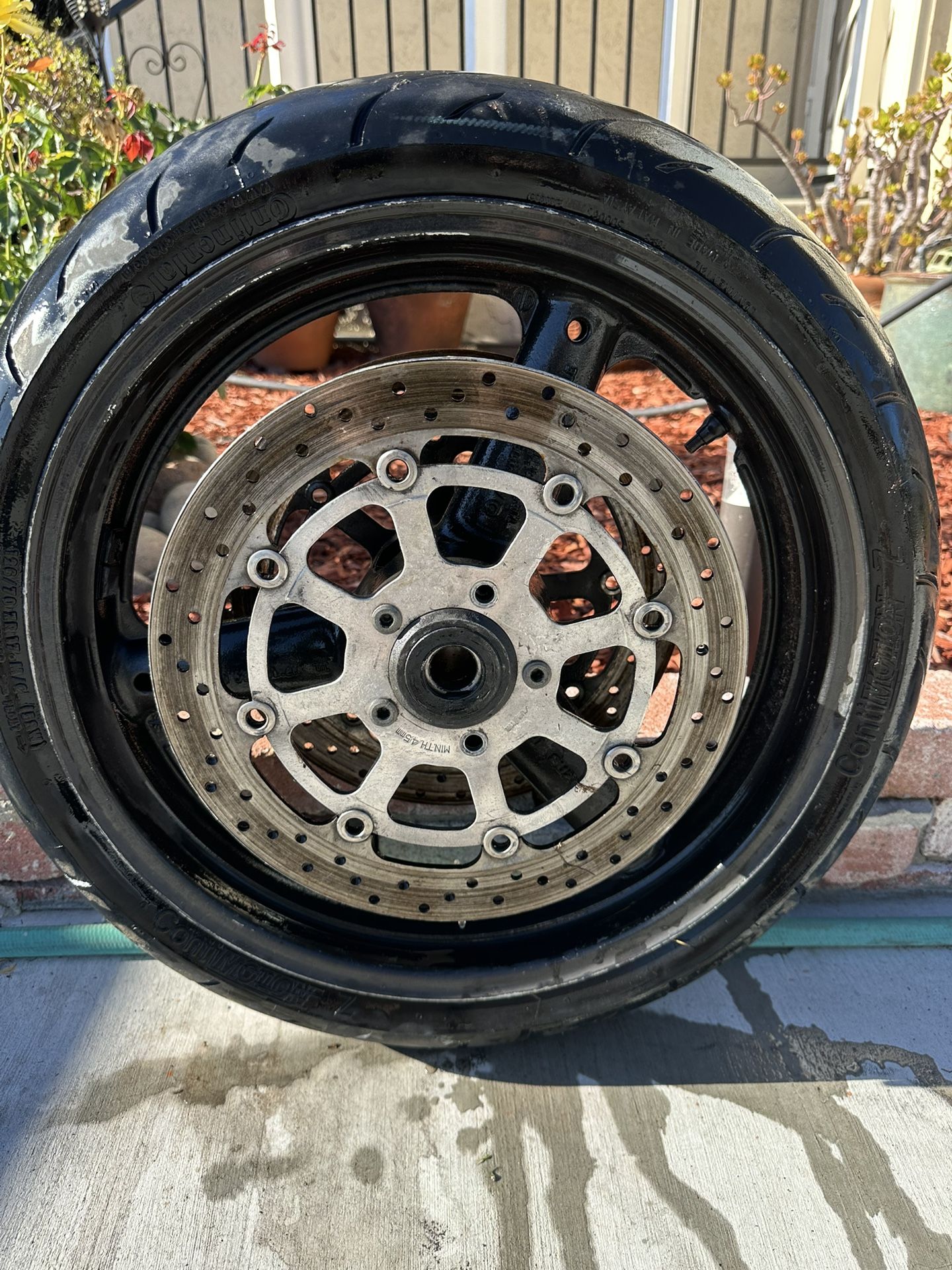 Suzuki Hayabusa Front Wheel