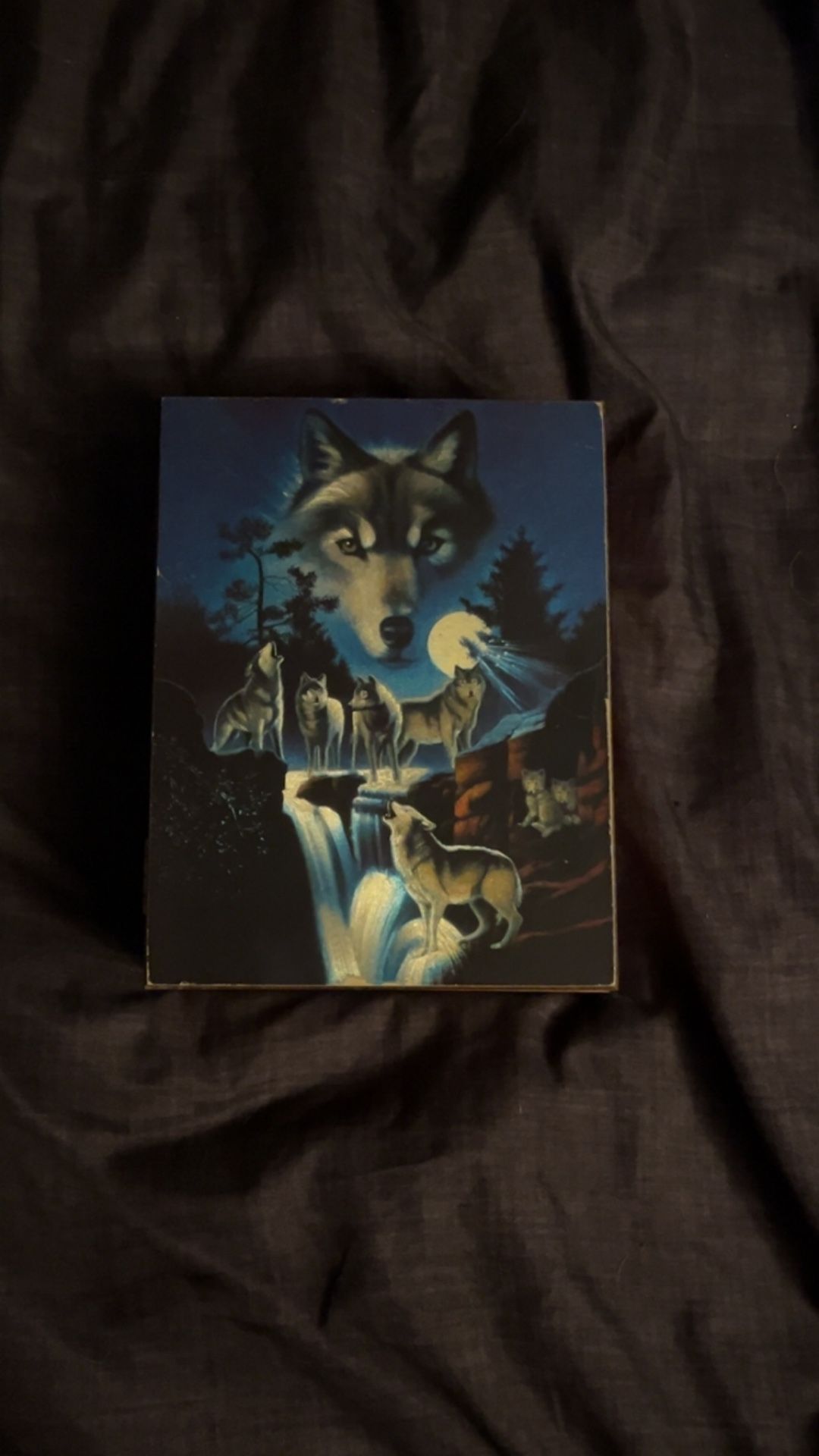 Wood Wolf Box