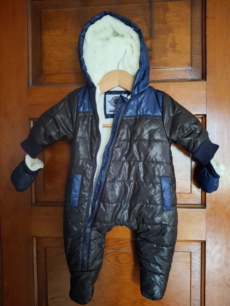 New Urban Republic Outerwear Lined Bodysuit With Gloves